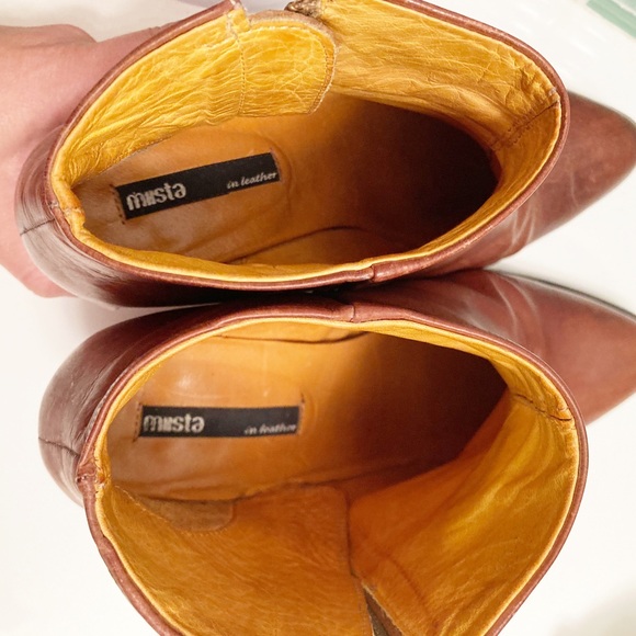 MIISTA Cognac Leather & Brass heeled Booties SZ: 7.5 (38) - Picture 10 of 14